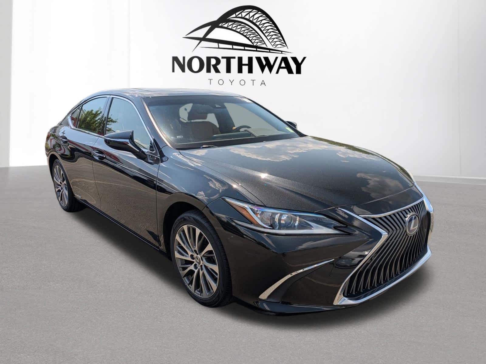 2019 Lexus ES Hybrid