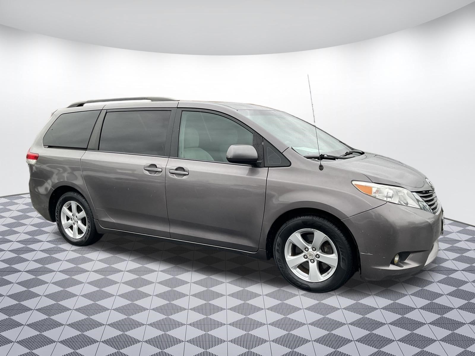 2012 Toyota Sienna