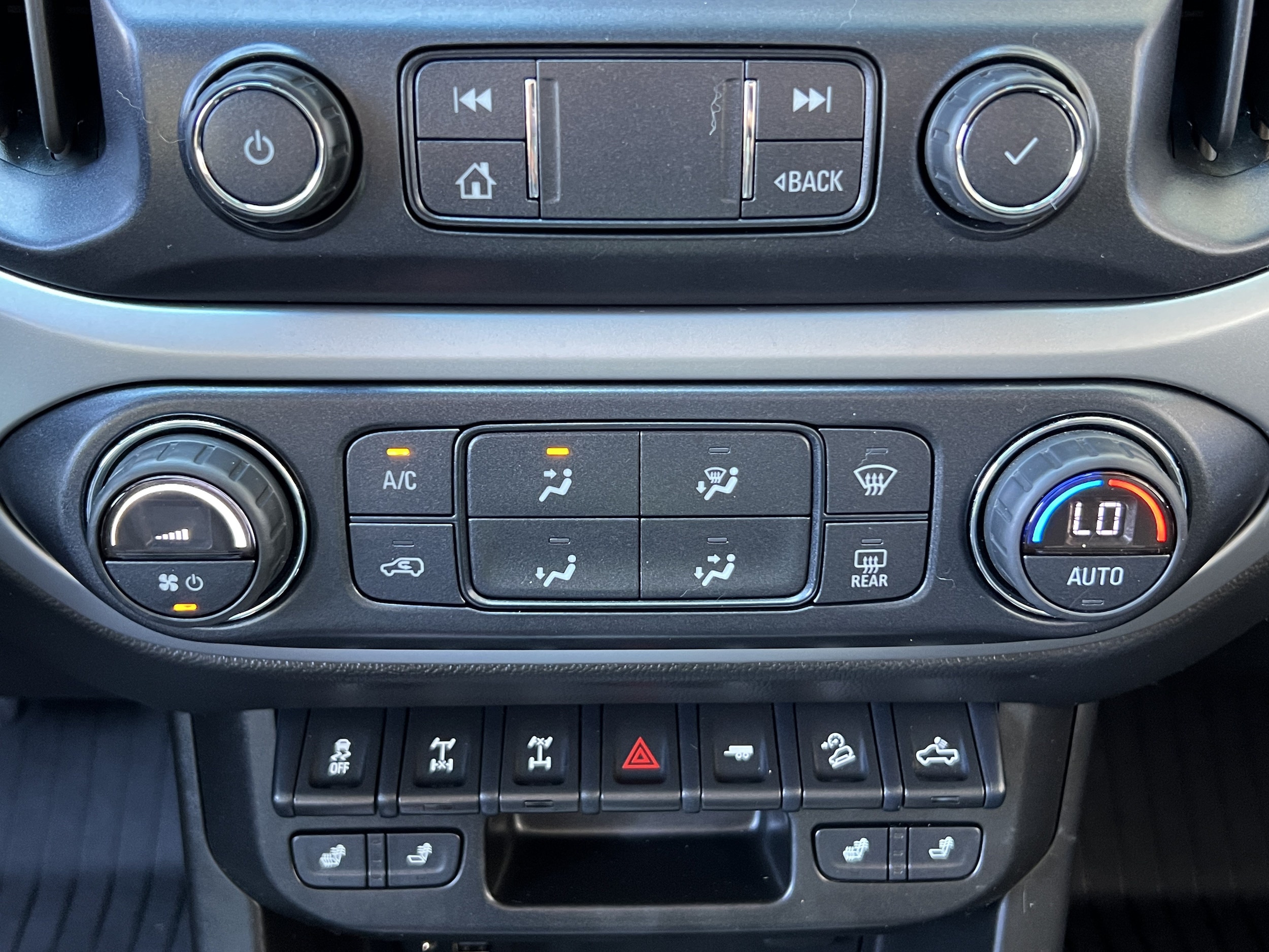 2022 Chevrolet Colorado ZR2 - Photo 28