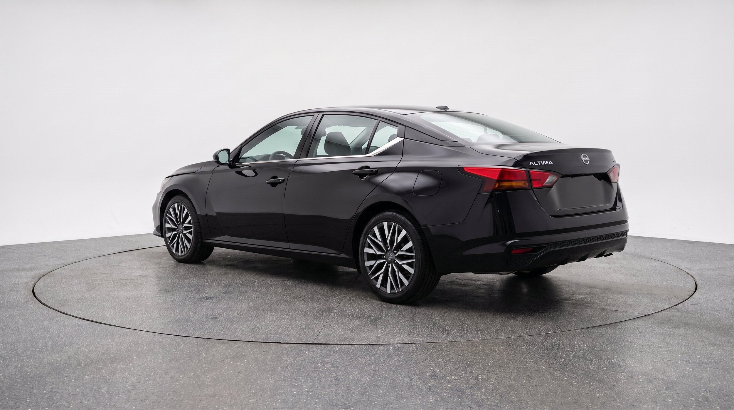 Thumbnail: 2025 Nissan Altima - 6