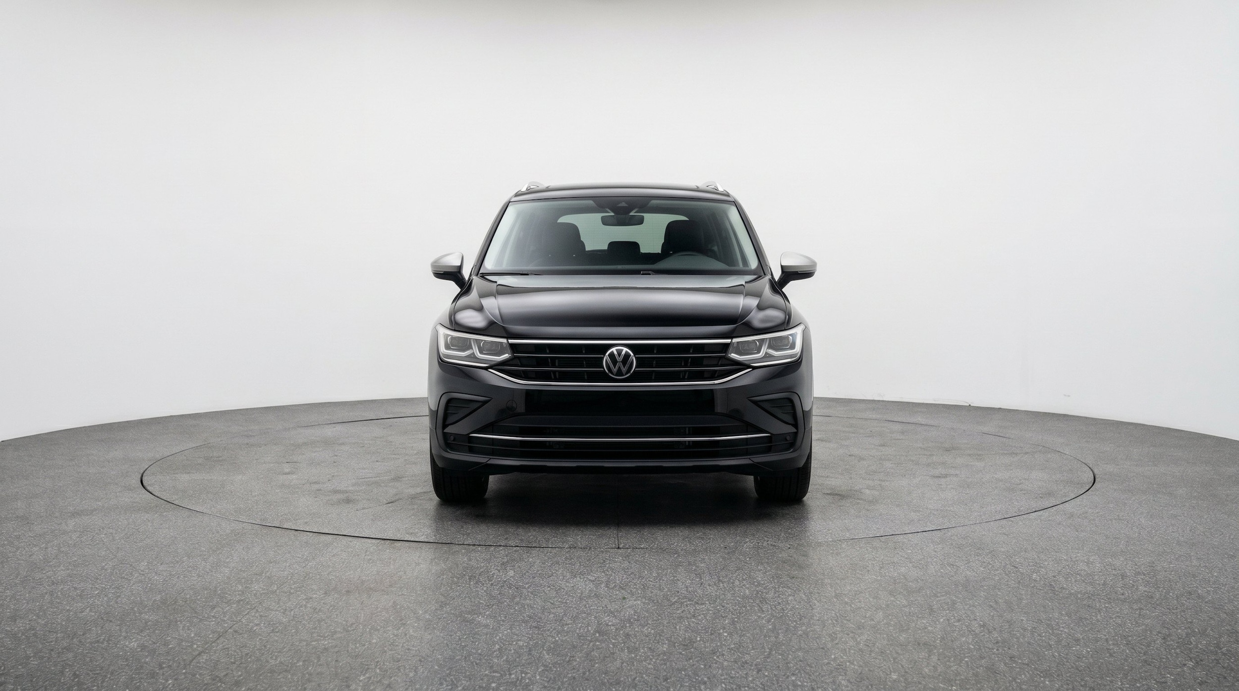 Thumbnail: 2026 Volkswagen Tiguan - 2