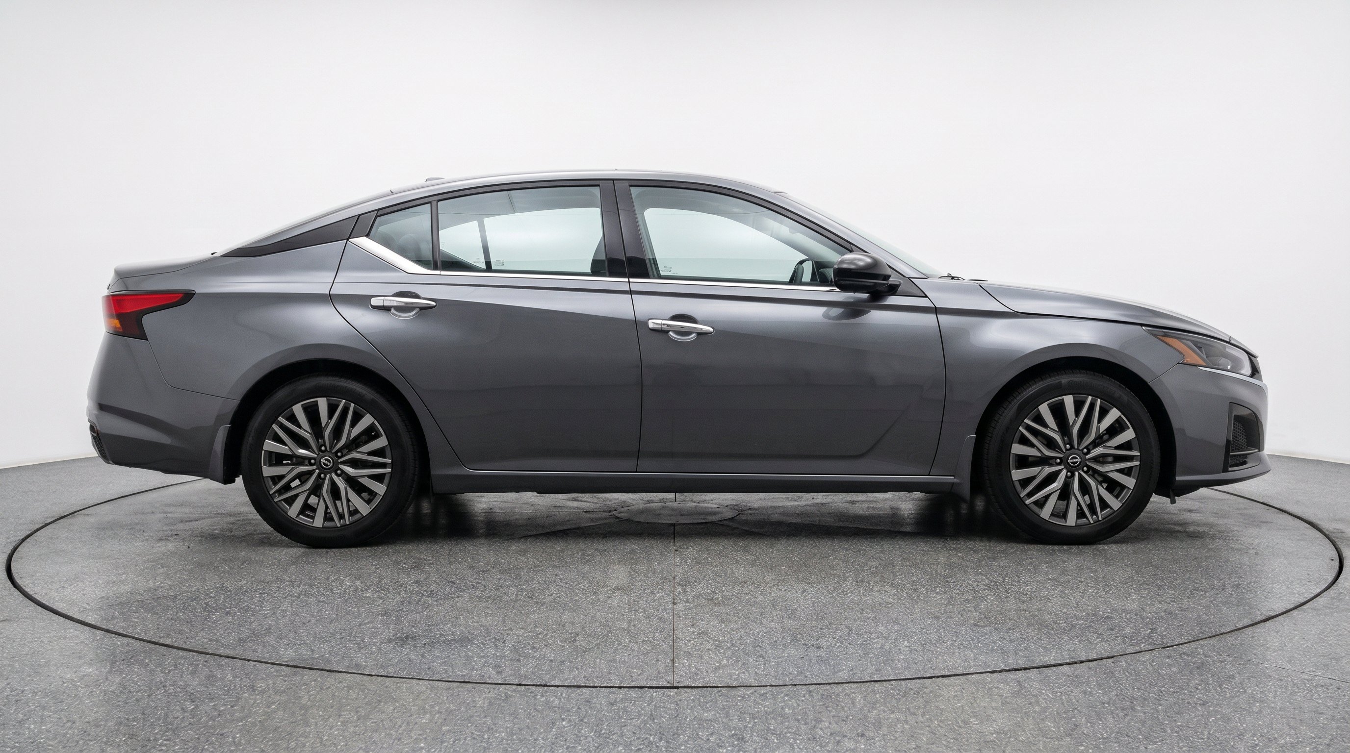 Thumbnail: 2025 Nissan Altima - 10