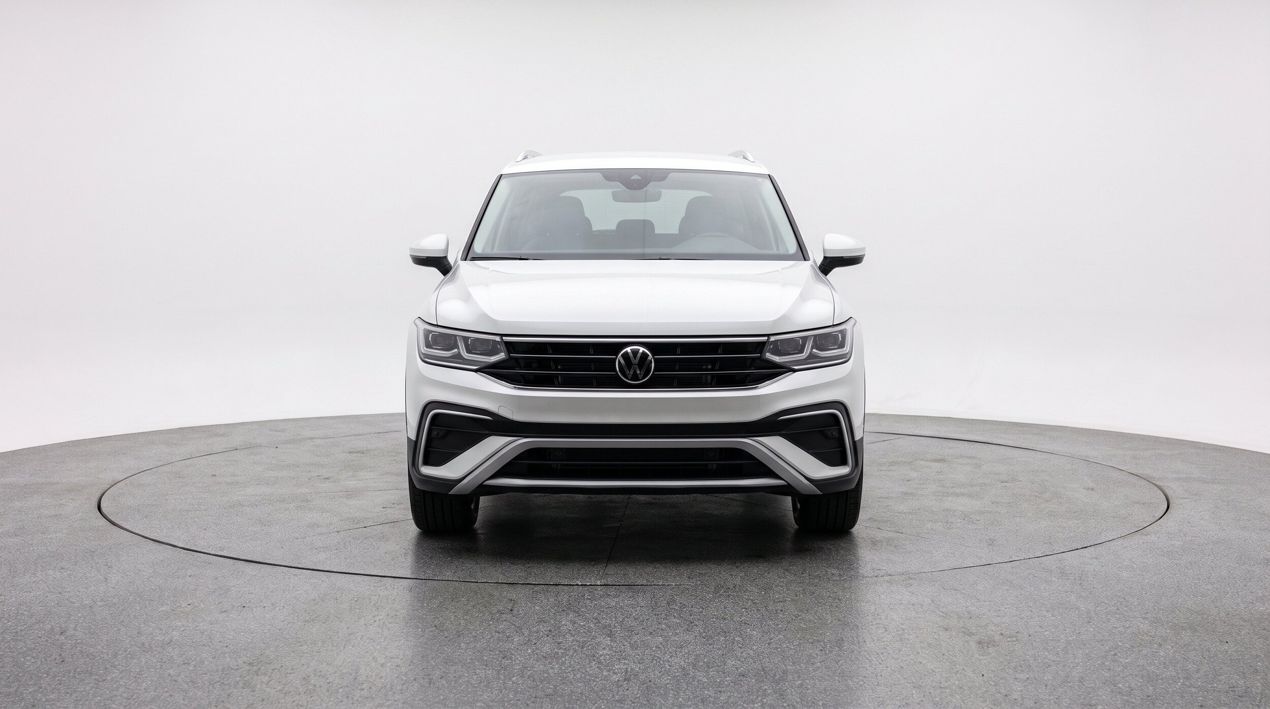 Thumbnail: 2026 Volkswagen Tiguan - 2