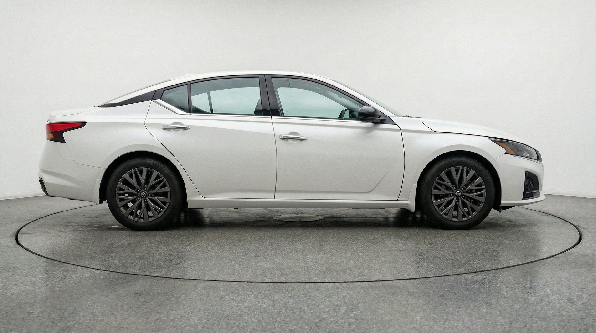 Thumbnail: 2025 Nissan Altima - 11
