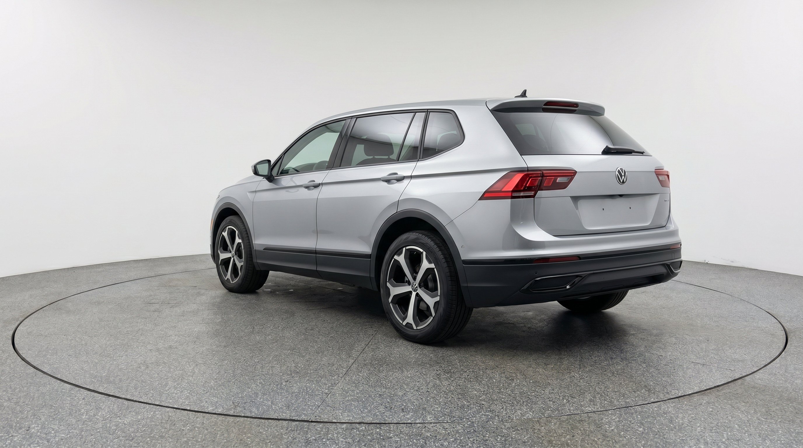 Thumbnail: 2026 Volkswagen Tiguan - 6