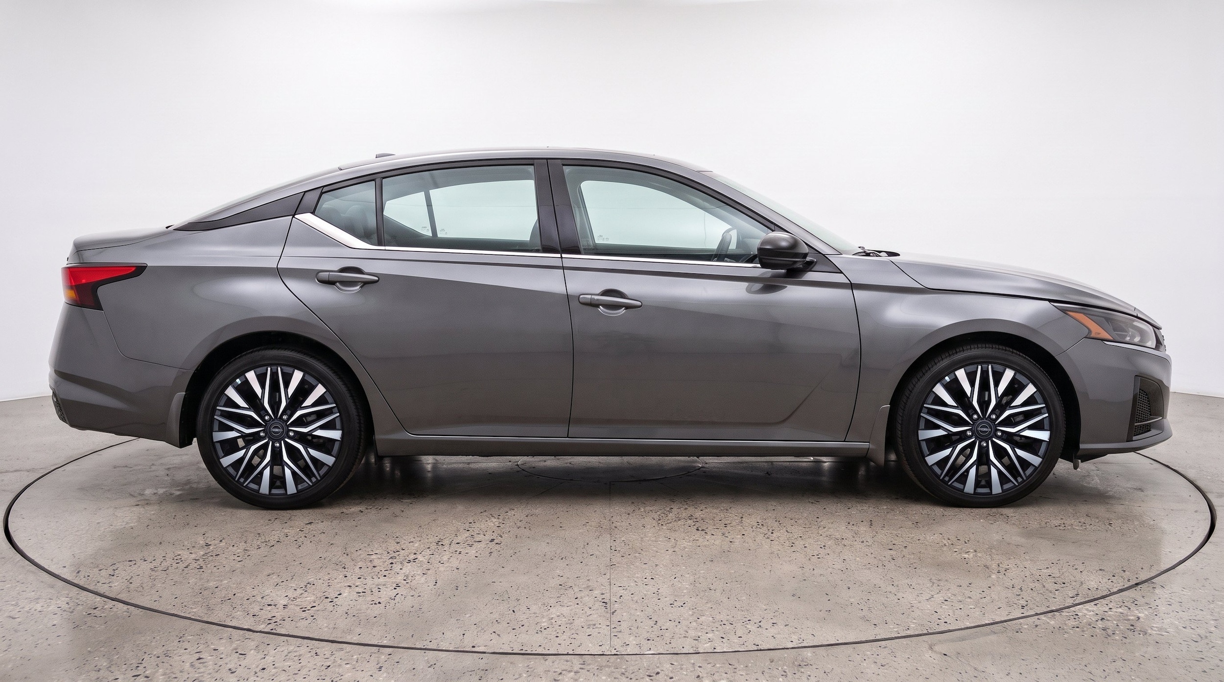 Thumbnail: 2025 Nissan Altima - 10