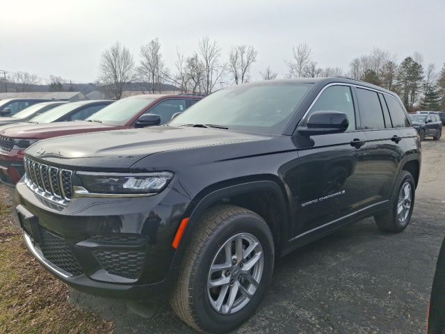 2026 Jeep Grand Cherokee LAREDO X 4X4 Sport Utility