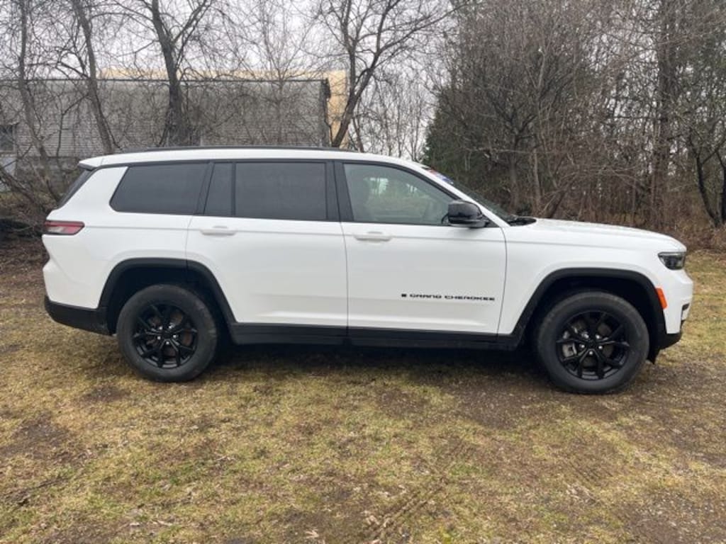 Used 2025 Jeep Grand Cherokee L Altitude X SUV