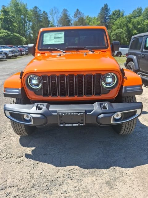 New 2026 Jeep Gladiator SPORT S 4X4 Pickup