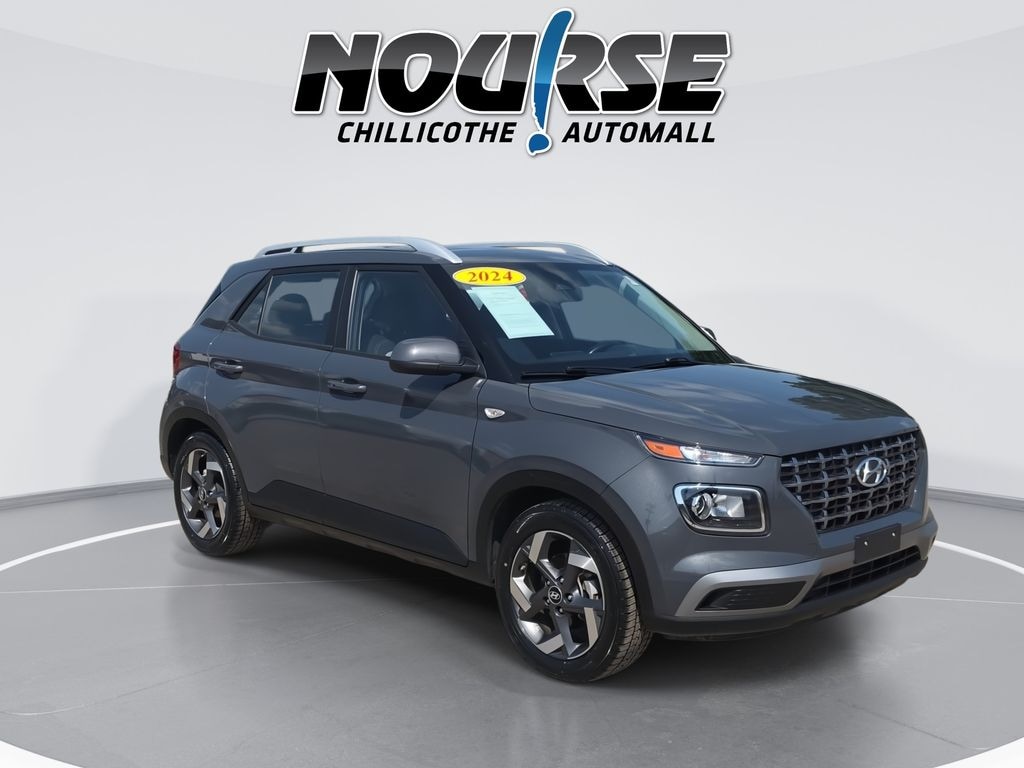 Used 2024 Hyundai Venue SEL SUV
