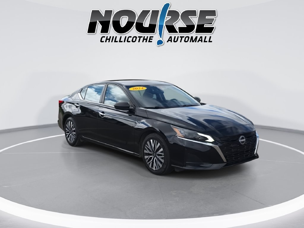 Used 2024 Nissan Altima 2.5 SV Sedan