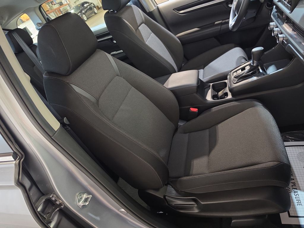 2024 Honda CR-V LX - Photo 24