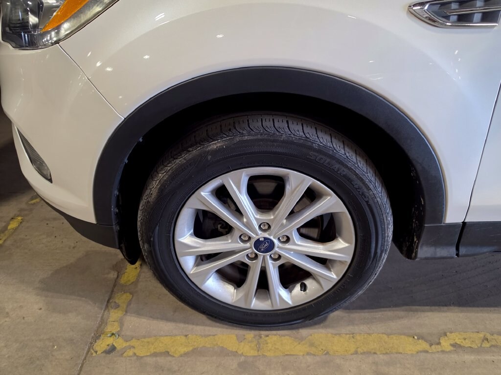Used 2017 Ford Escape SE SUV