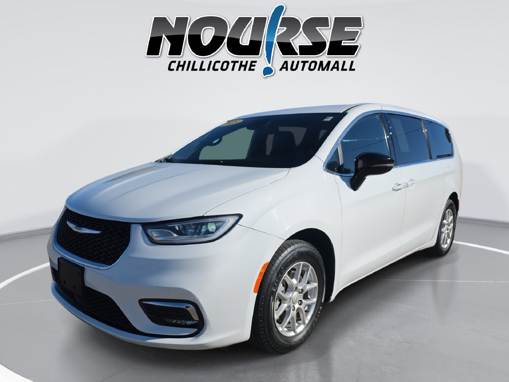 2025 Chrysler Pacifica