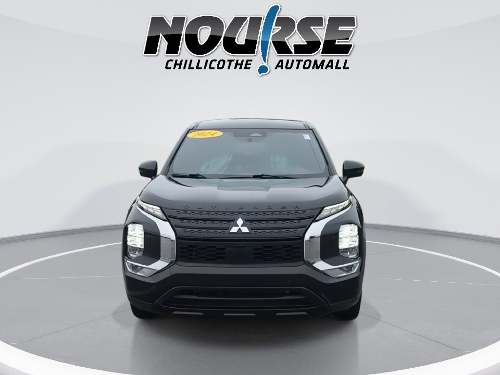 Used 2024 Mitsubishi Outlander SE Black Edition SUV