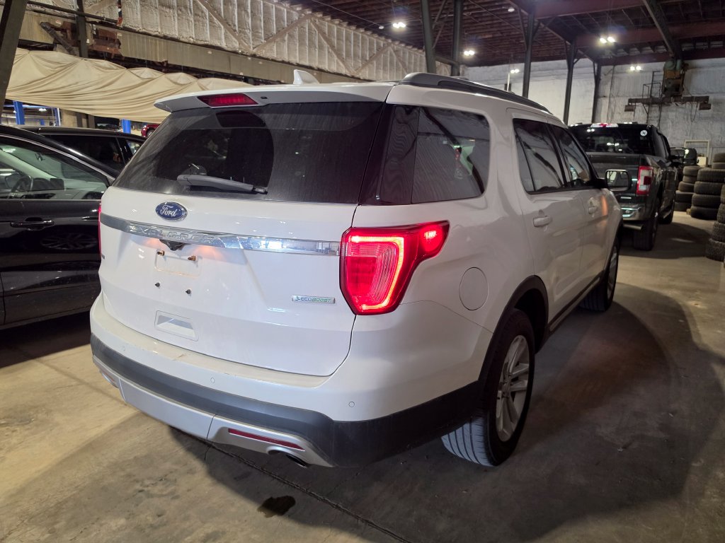 Used 2017 Ford Explorer XLT SUV