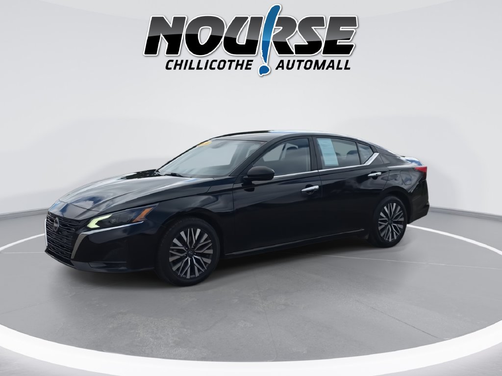 Used 2024 Nissan Altima 2.5 SV Sedan