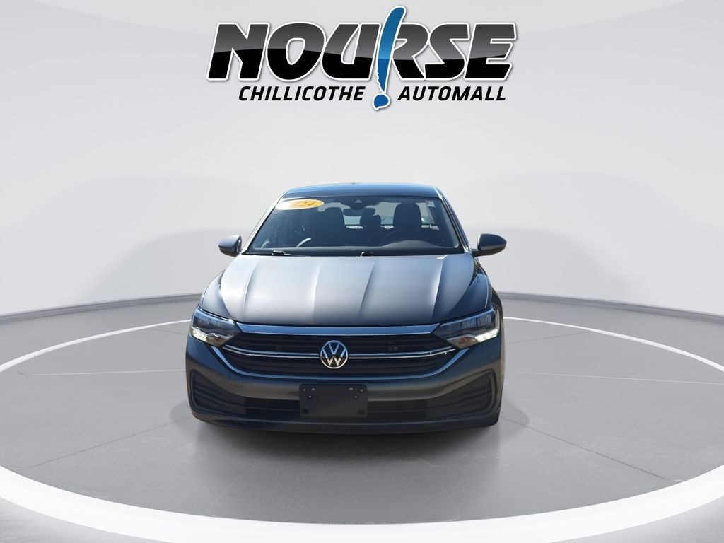Used 2024 Volkswagen Jetta 1.5T SE Sedan