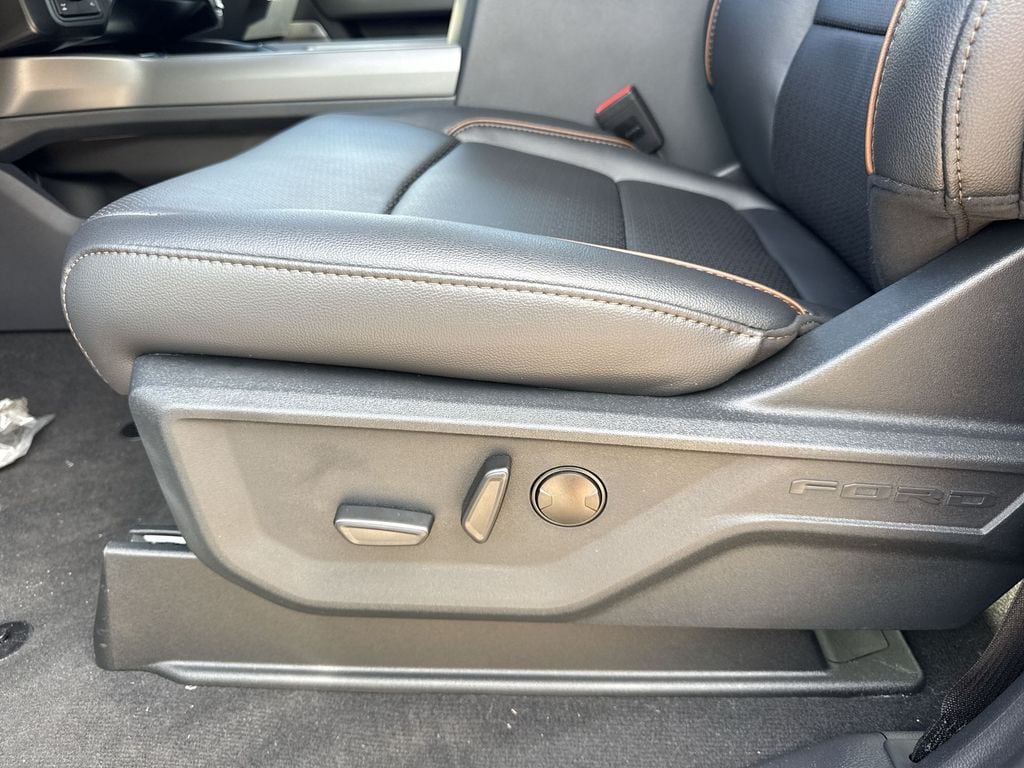 2026 Ford F-250 Super Duty Lariat - Photo 14