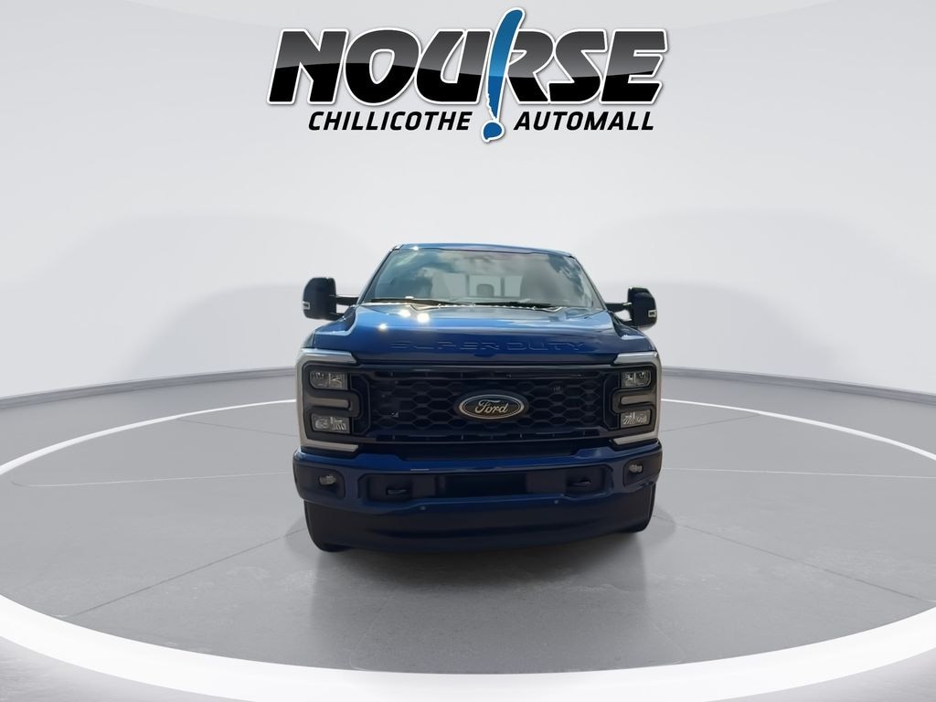 New 2026 Ford F-250SD Lariat Truck