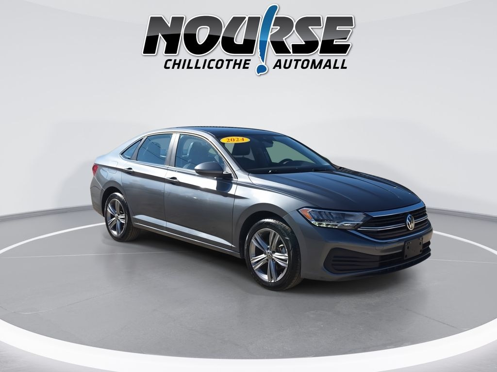 Used 2024 Volkswagen Jetta 1.5T SE Sedan
