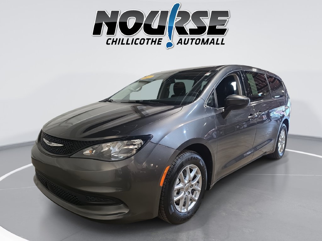 2022 Chrysler Voyager