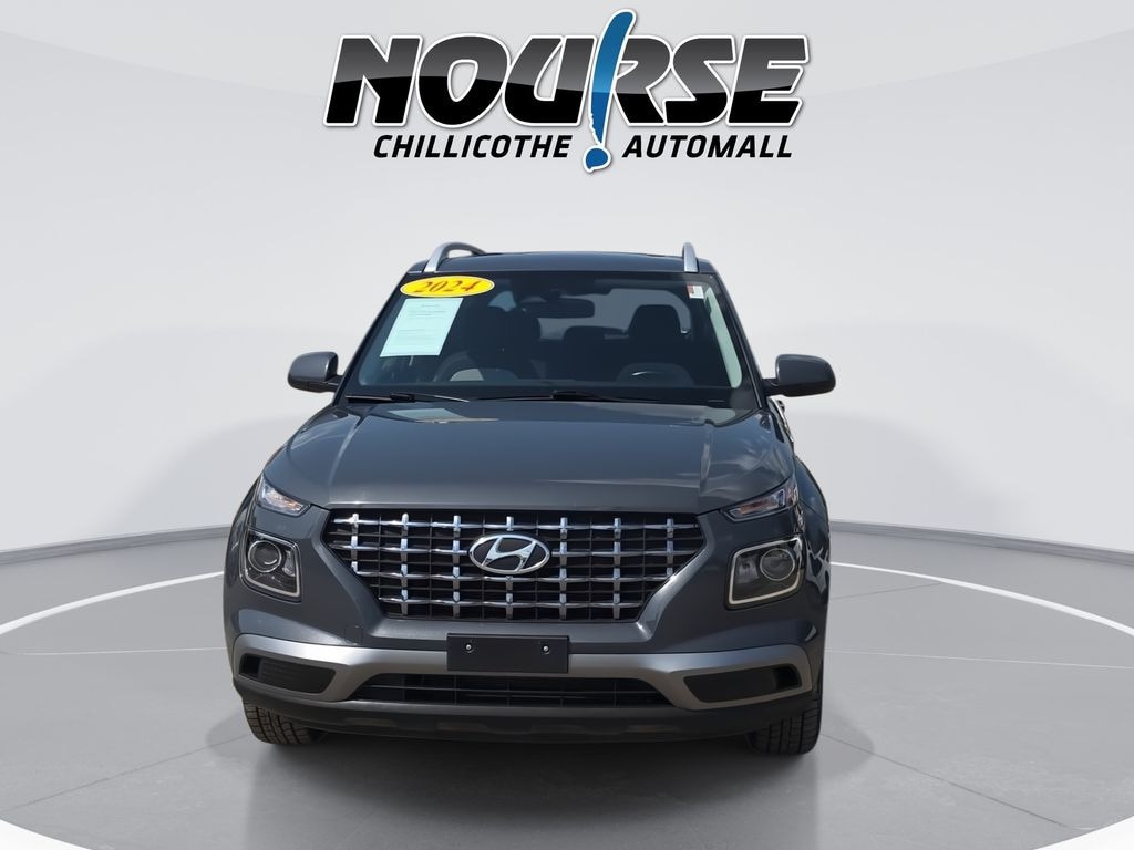 Used 2024 Hyundai Venue SEL SUV
