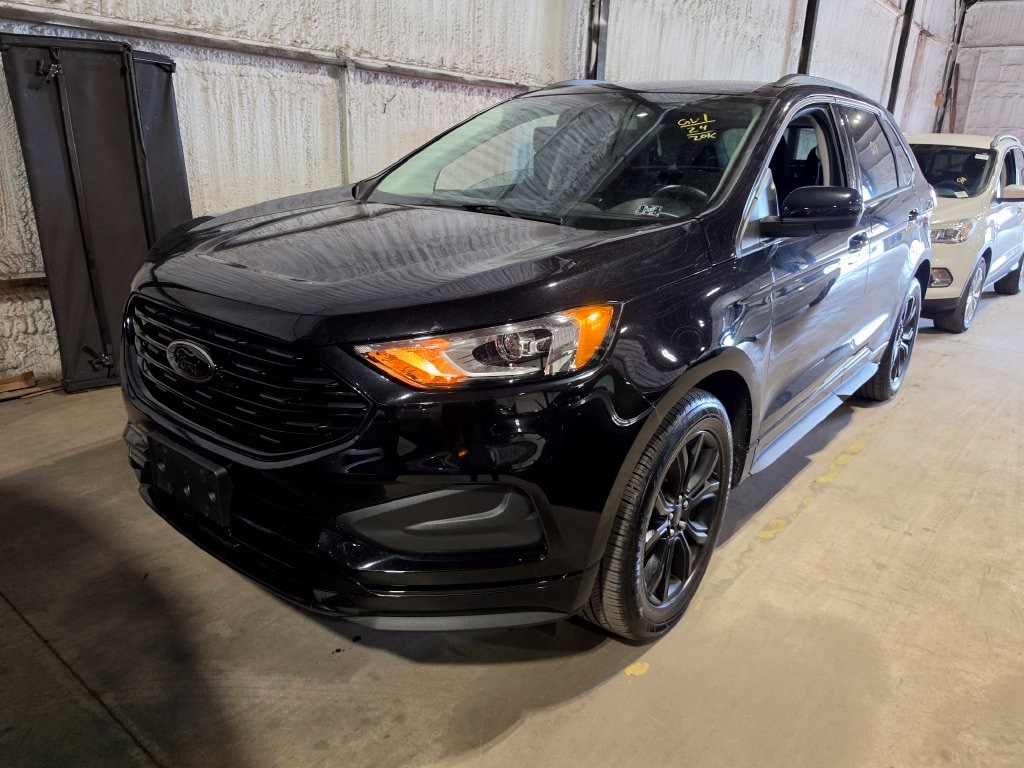 Used 2024 Ford Edge SE SUV
