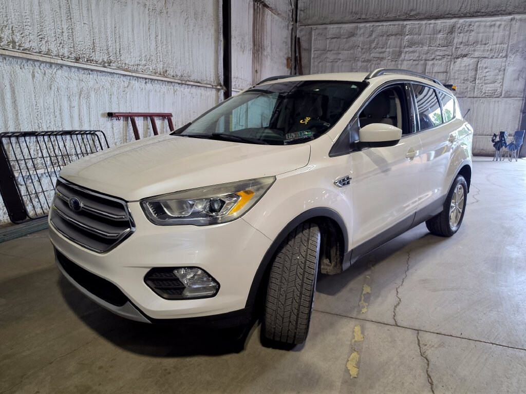 Used 2017 Ford Escape SE SUV