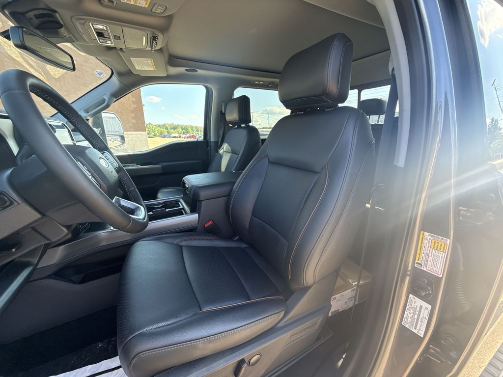 2026 Ford F-250 Super Duty Lariat - Photo 12