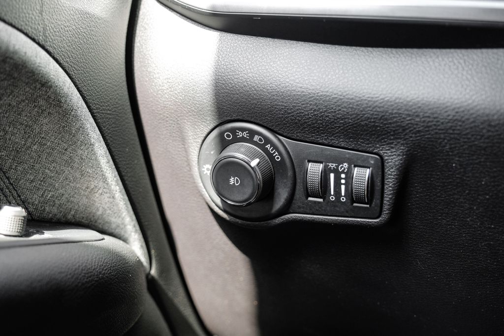 2022 Jeep Compass Latitude - Photo 41