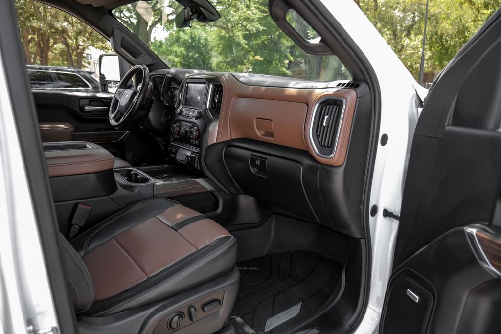 2022 Chevrolet Silverado 2500HD High Country - Photo 23