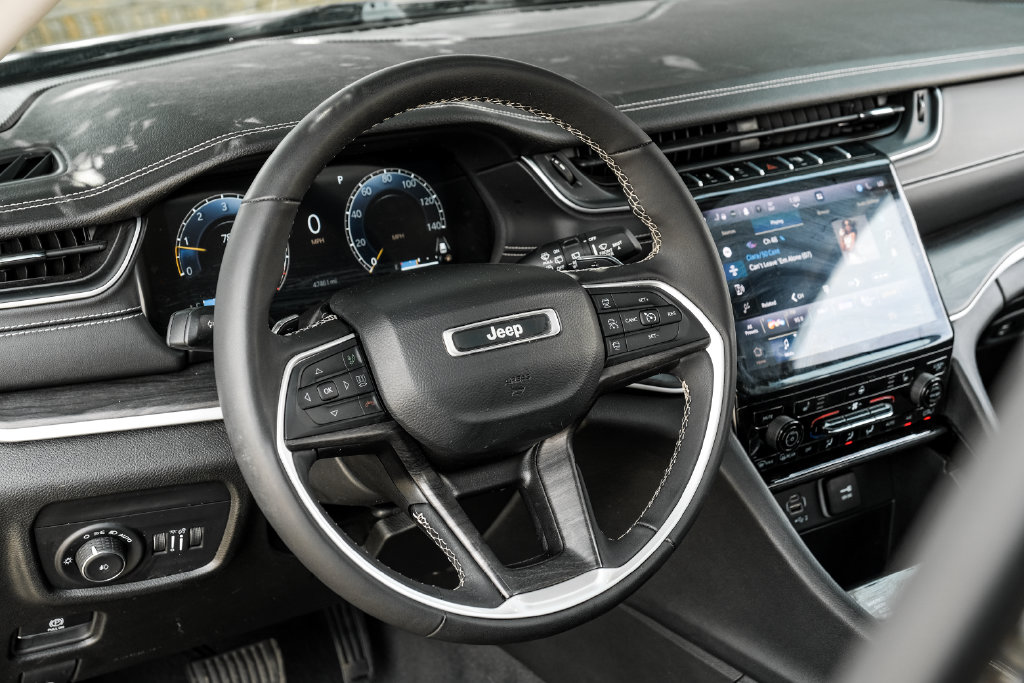 Used 2023 Jeep Grand Cherokee L Limited SUV
