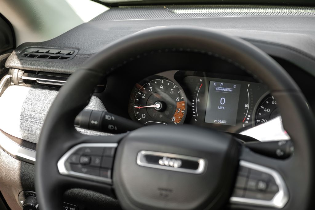 2022 Jeep Compass Latitude - Photo 28