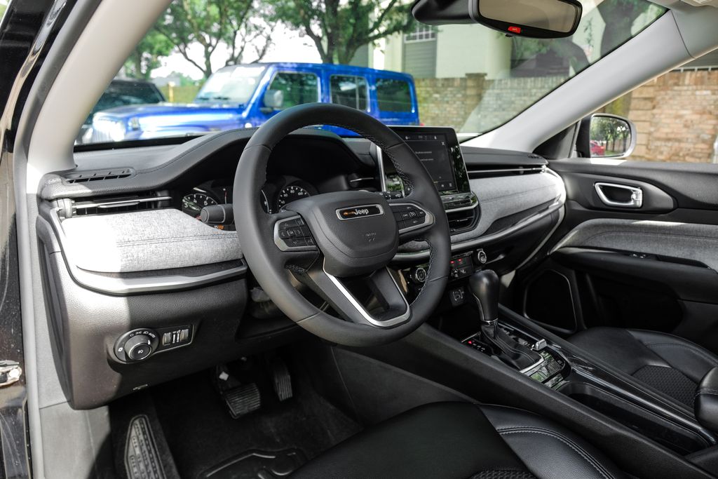 2022 Jeep Compass Latitude - Photo 25
