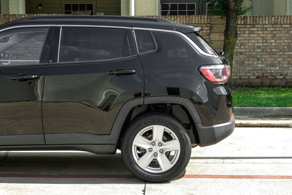 2022 Jeep Compass Latitude - Photo 22