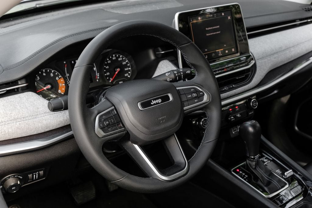 Used 2022 Jeep Compass Latitude SUV