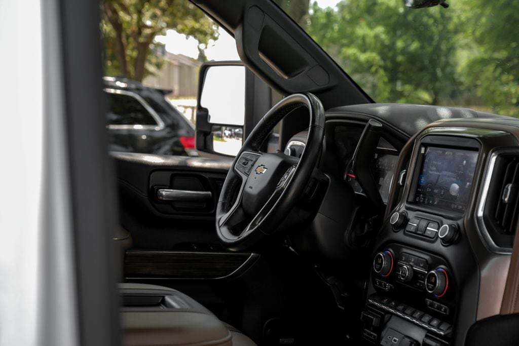 2022 Chevrolet Silverado 2500HD High Country - Photo 24