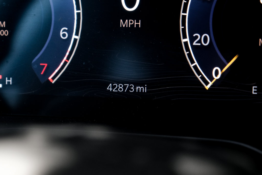 Used 2023 Jeep Grand Cherokee L Altitude SUV