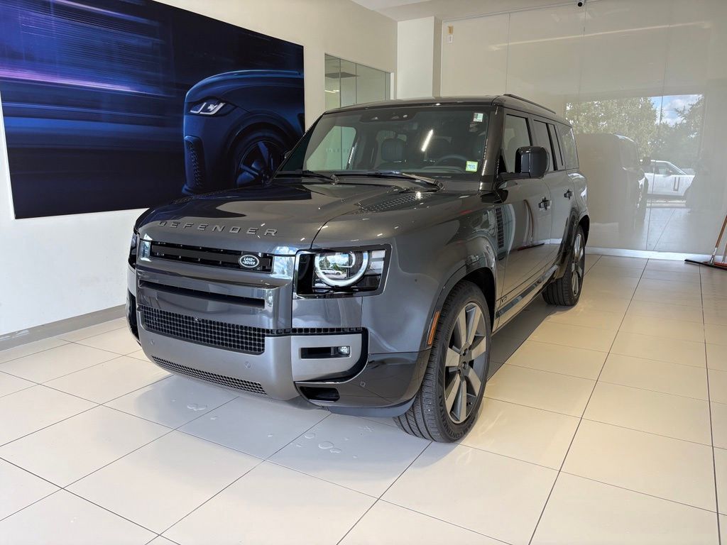 2026 Land Rover Defender 130 V8 SUV