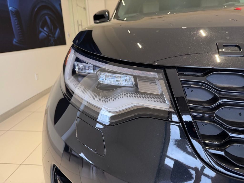 2025 Land Rover Discovery Dynamic SE - Photo 5