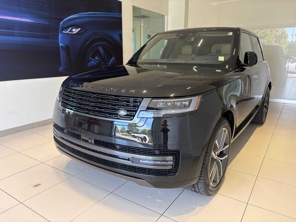 New 2026 Land Rover Range Rover SE SUV