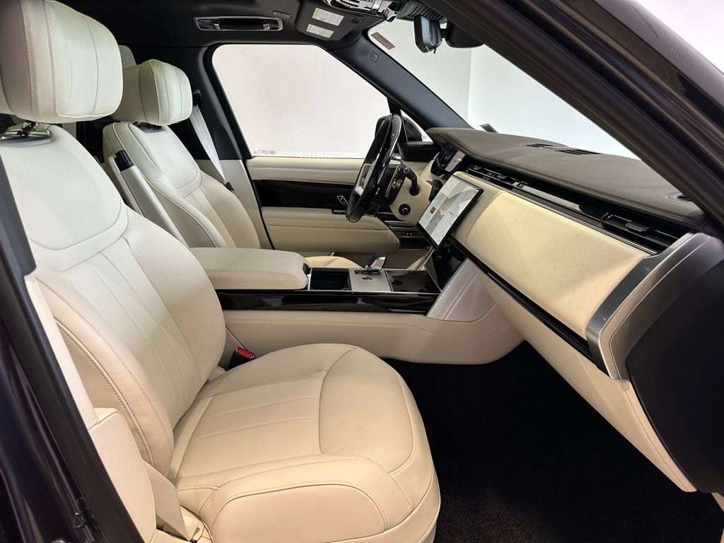 2025 Land Rover Range Rover Autobiography - Photo 17