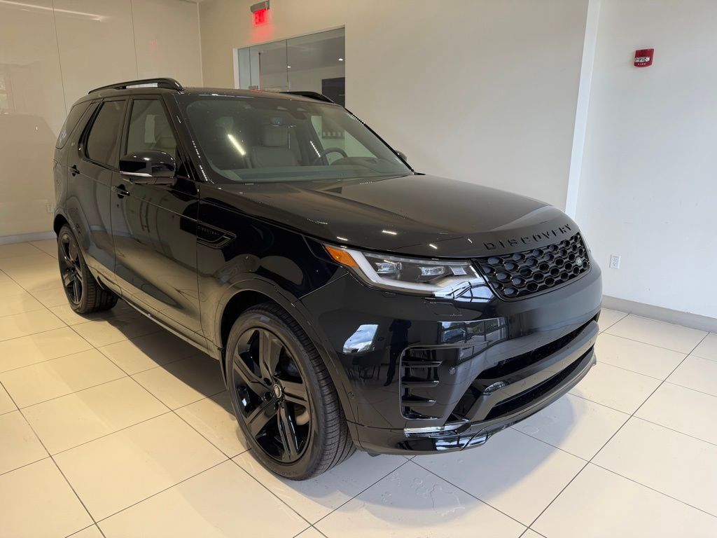 2025 Land Rover Discovery Dynamic SE - Photo 2