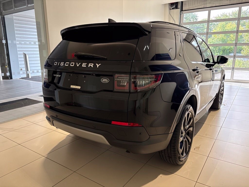 Used 2023 Land Rover Discovery Sport SE SUV