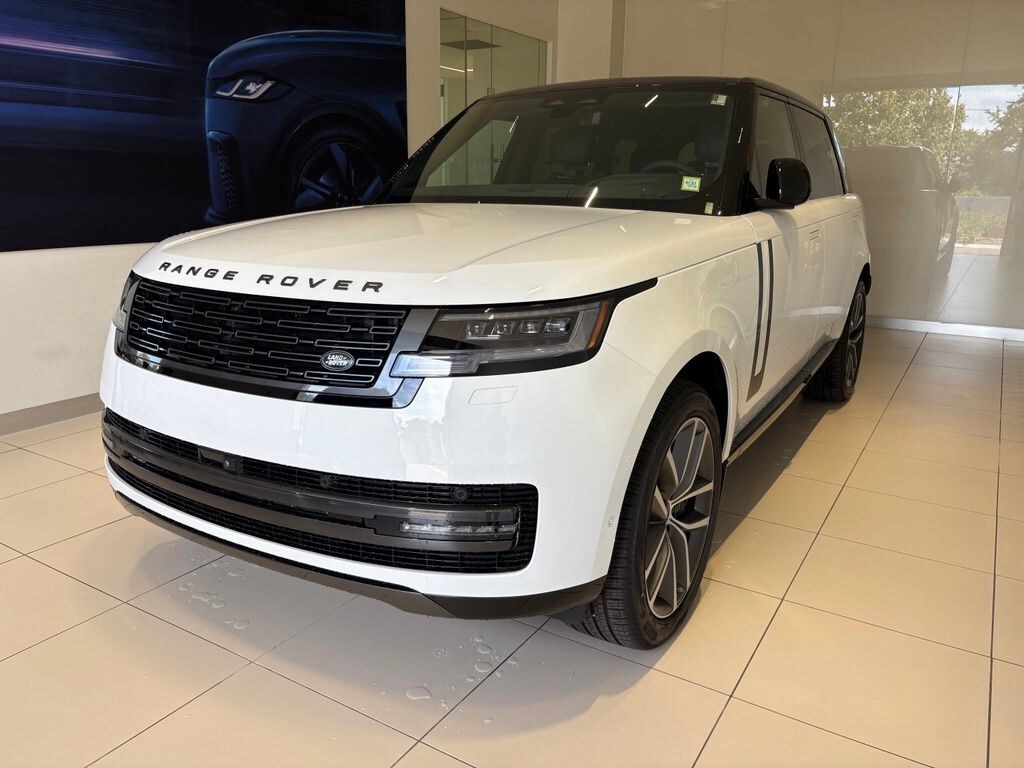 New 2026 Land Rover Range Rover SE LWB 7-Seats / V8 SUV