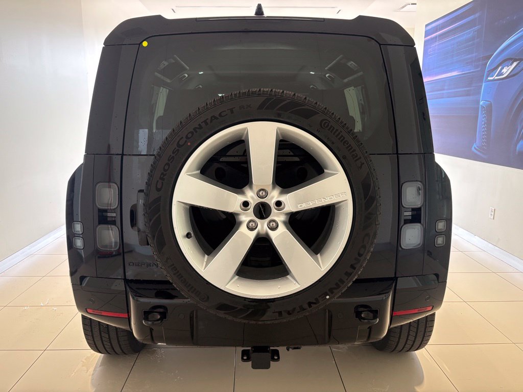 New 2026 Land Rover Defender 110 X-Dynamic SE SUV