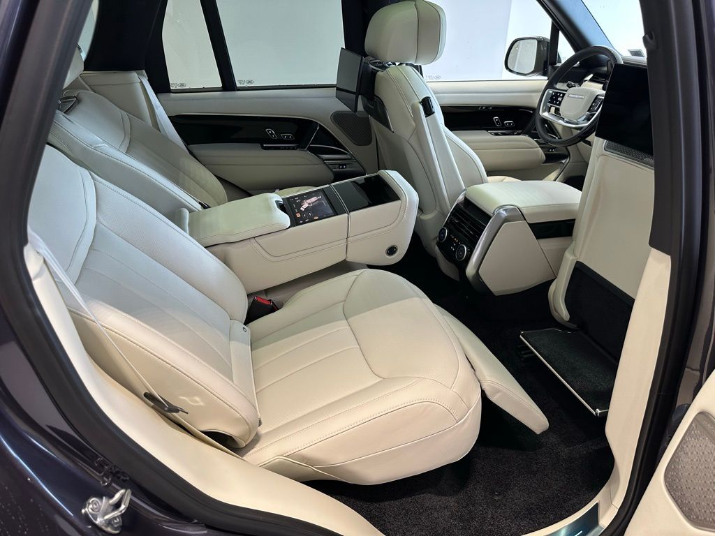 2025 Land Rover Range Rover Autobiography - Photo 14