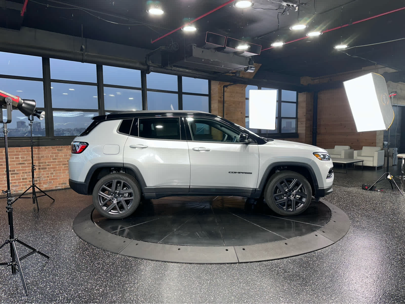 New 2026 Jeep Compass LIMITED ALTITUDE 4X4 Sport Utility