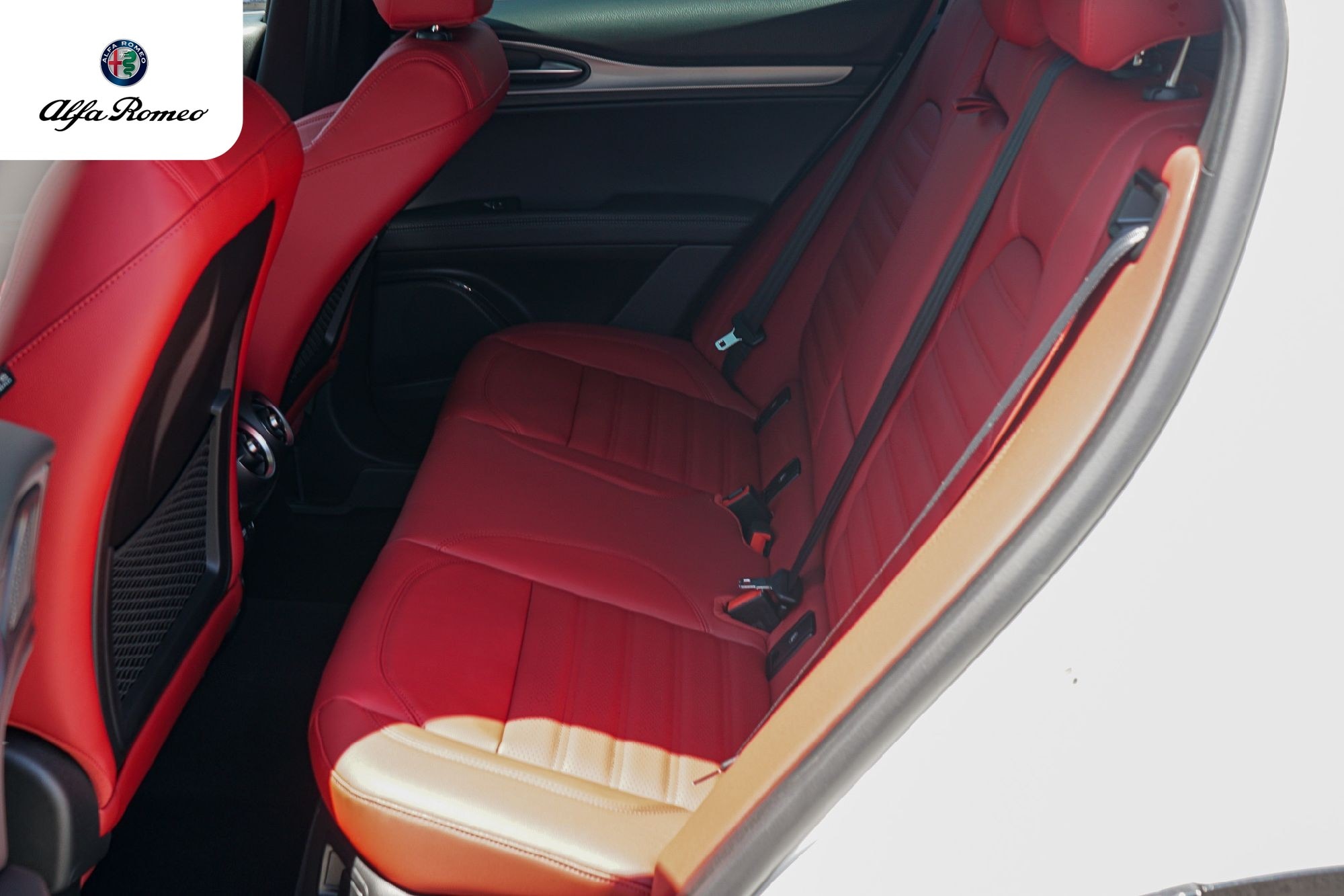 2026 Alfa Romeo Stelvio Base - Photo 27